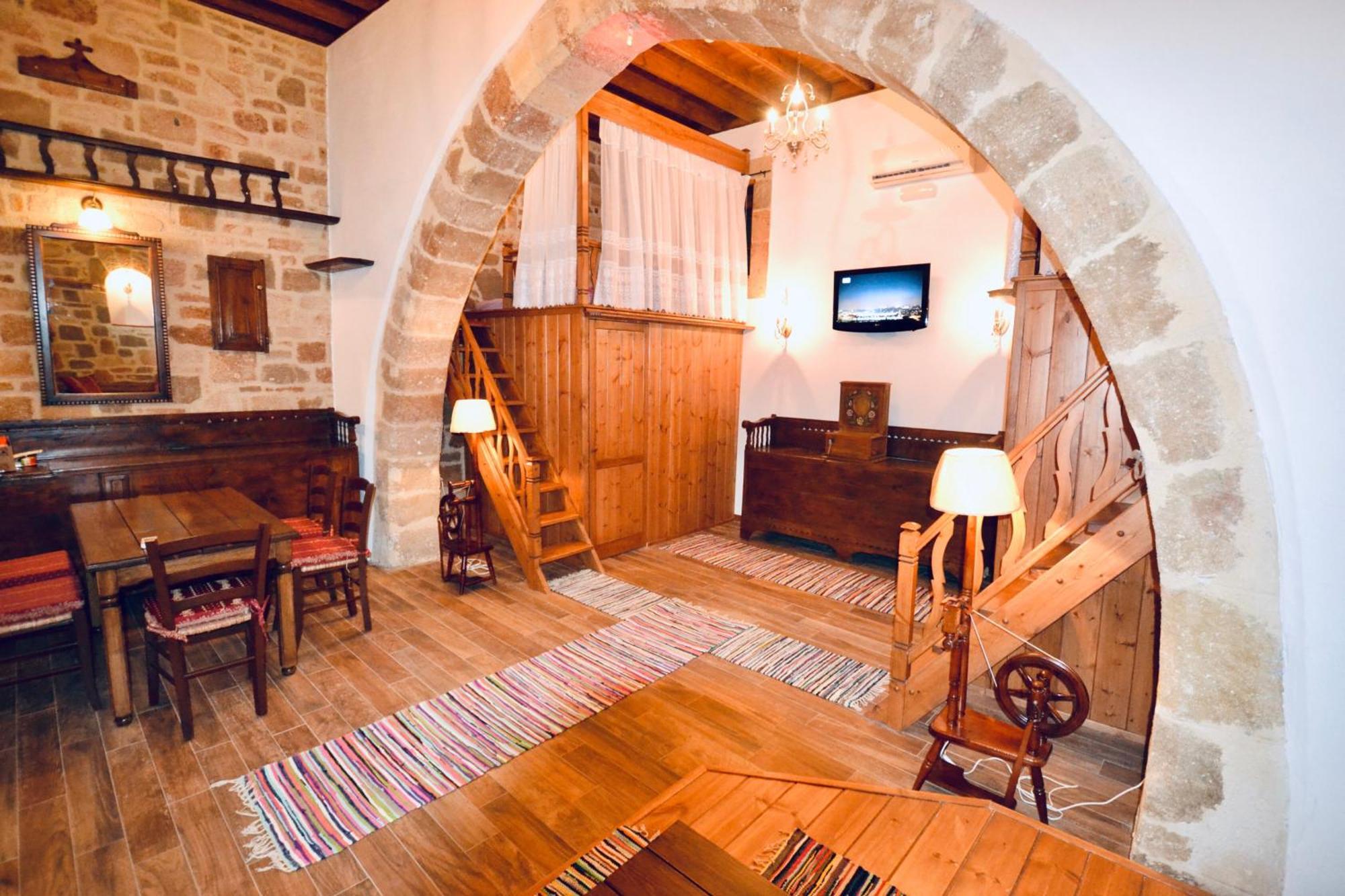 Villa Patitiri Traditional House With Hot Tub Archangelos  Exterior foto