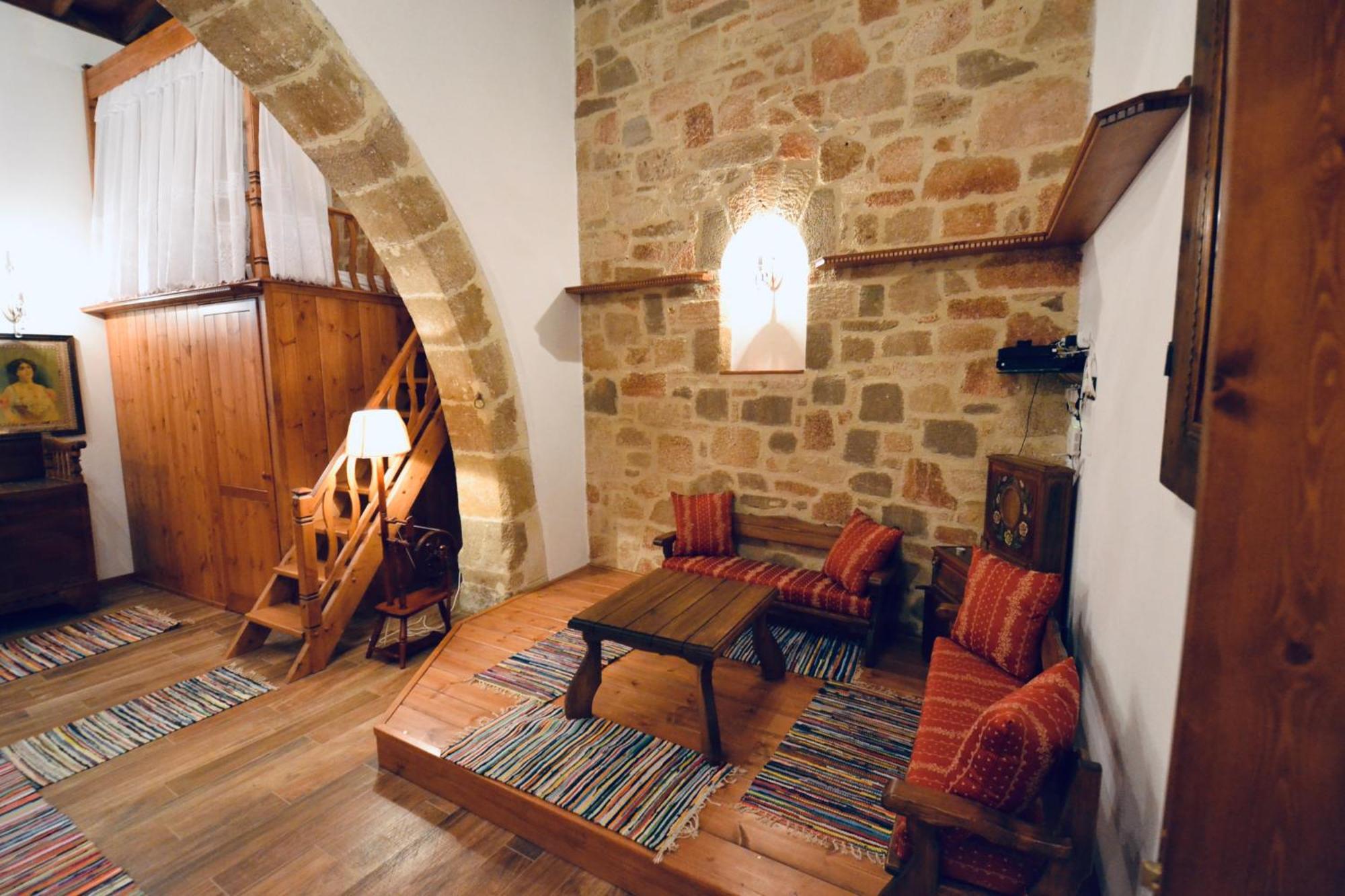 Villa Patitiri Traditional House With Hot Tub Archangelos  Exterior foto