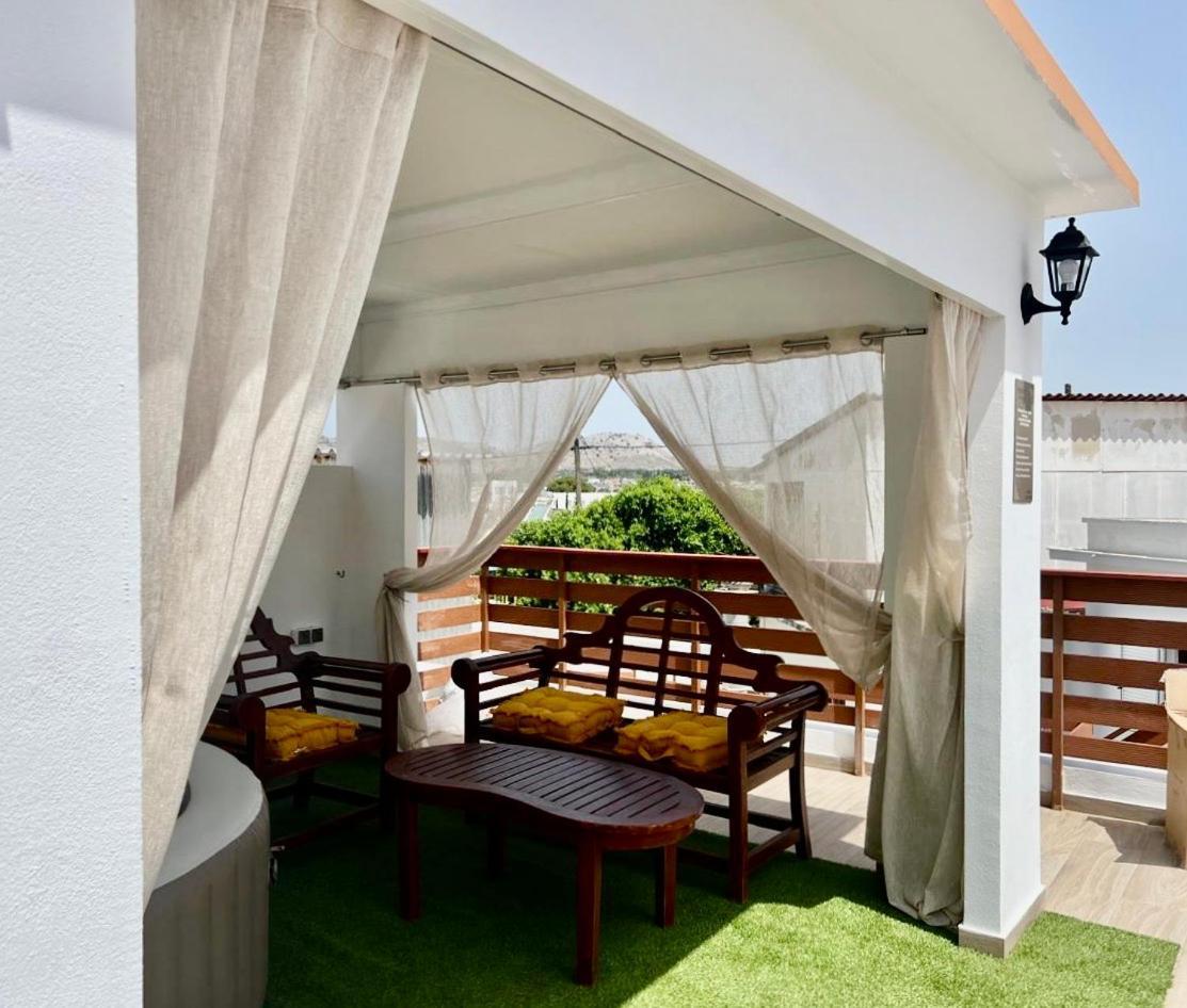 Villa Patitiri Traditional House With Hot Tub Archangelos  Exterior foto